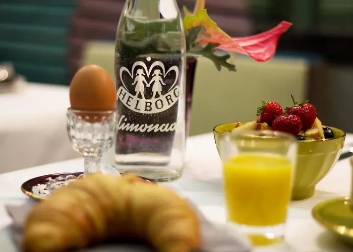 Saint Shermin & Champagne Hotel