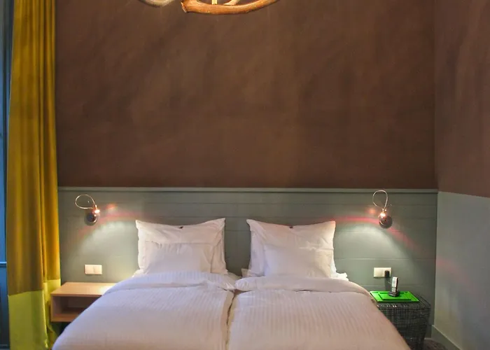 Hotel Saint Shermin & Champagne 4*