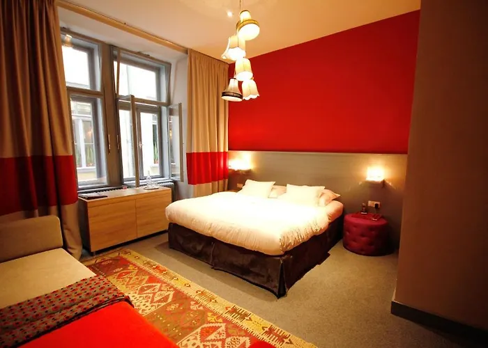 Saint Shermin & Champagne Hotel 4*
