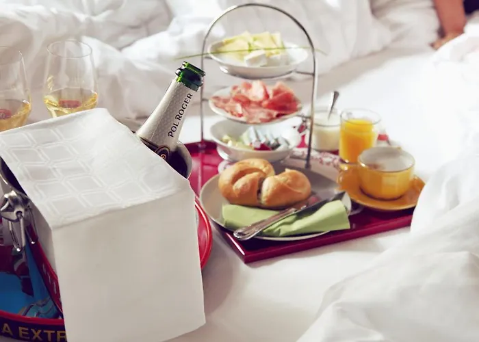 Saint Shermin & Champagne فندق فيينا
