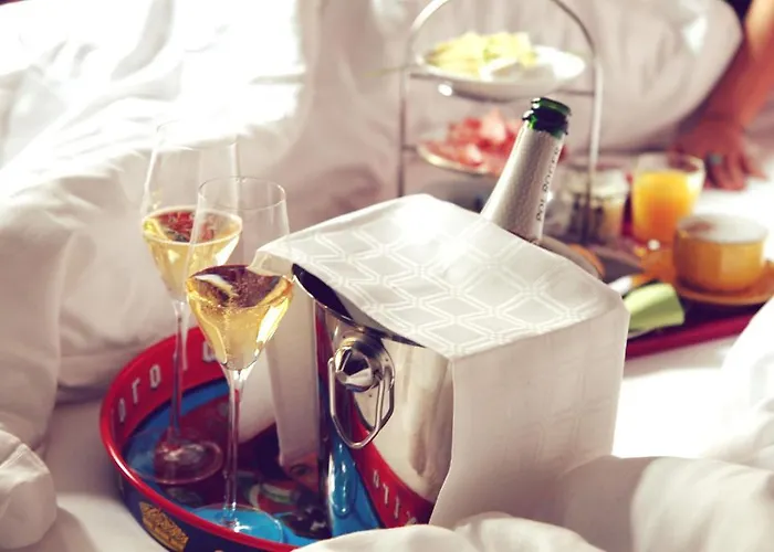 Saint Shermin & Champagne 3*