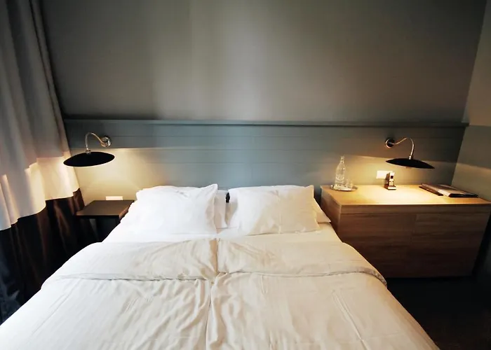 Hotel Saint Shermin & Champagne 4*